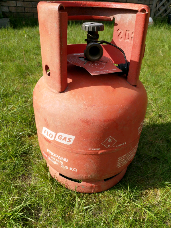 Empty Flo Gas Propane 3.9KG Gas bottle in Saltash, Cornwall Gumtree