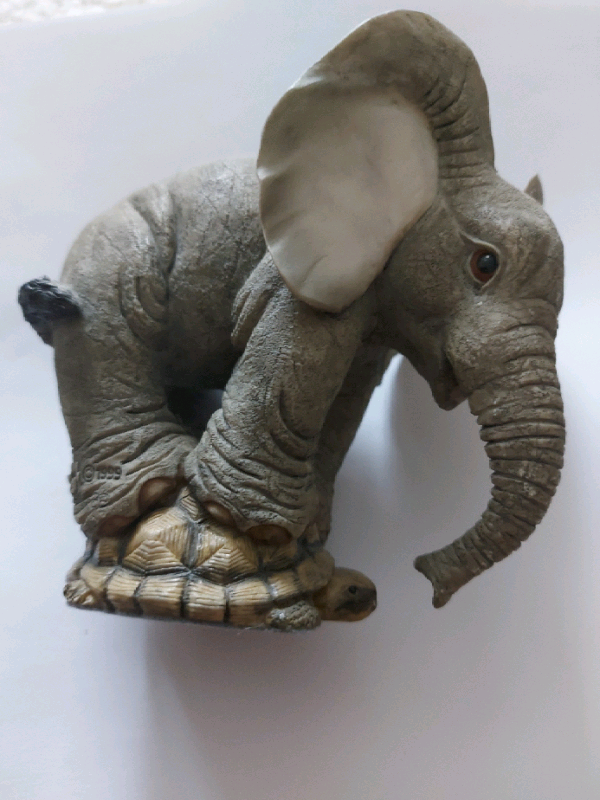 (E) TUSKERS ELEPHANTS ORNAMENTS RARE in Bournemouth, Dorset Gumtree