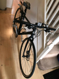 Dawes 51 hybrid mens bike! Hydraulic brakes! Comes with extra parts 