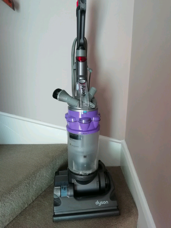 Dyson upright vacuum cleaner in excellent condition in Kirkcaldy