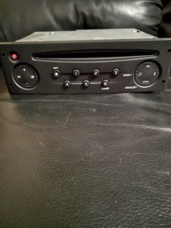 Renault radio car