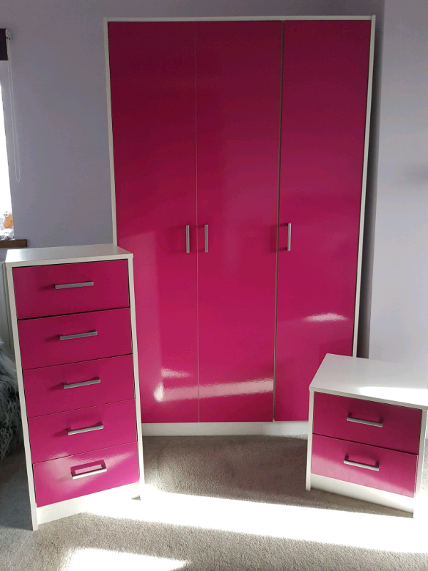 Pink high gloss triple door wardrobe & drawers bedroom furniture set