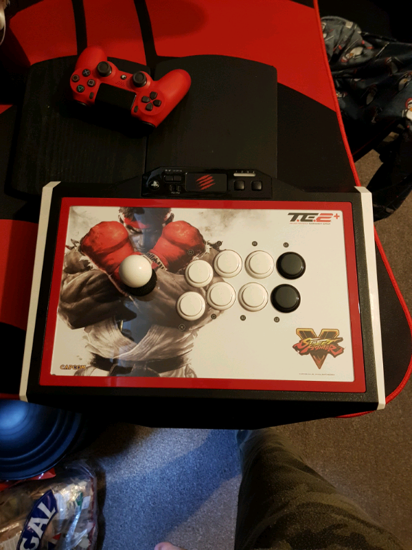 Mad Catz Street Fighter V Arcade Wired Fightstick Te2 For Ps4 And
