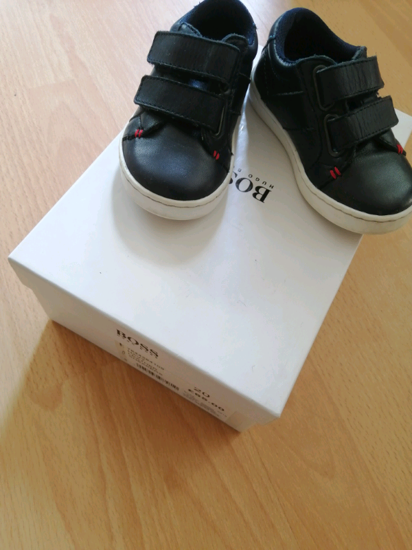 childrens hugo boss trainers