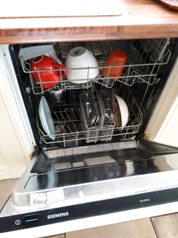 Free Siemens Aquastop dishwasher integrated in Solihull, West