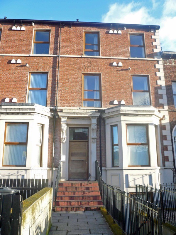 2 Bedroom Apart. to RENT on the Antrim Road in Antrim Road, Belfast