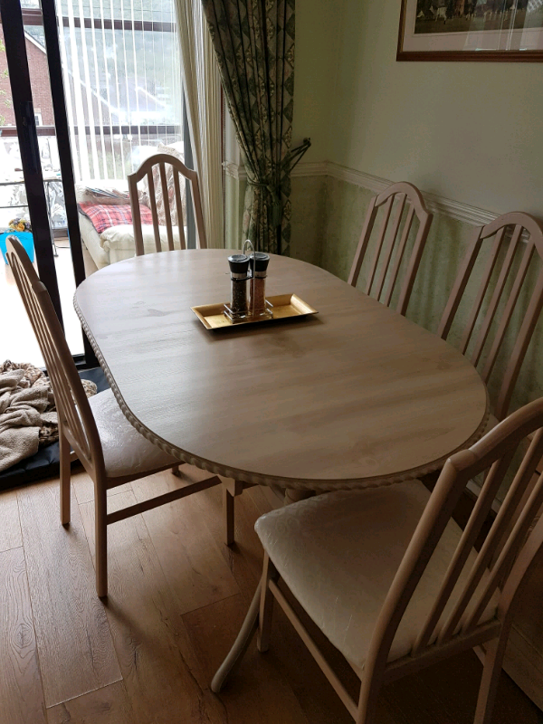 Extendable dining table & chairs in Pontardawe, Swansea Gumtree
