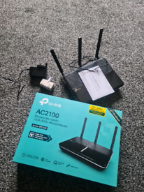 Ac2100 modem/ WiFi router