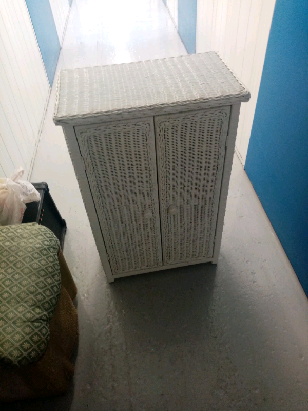 White Wicker Bathroom Cabinet In Sandwell West Midlands Gumtree