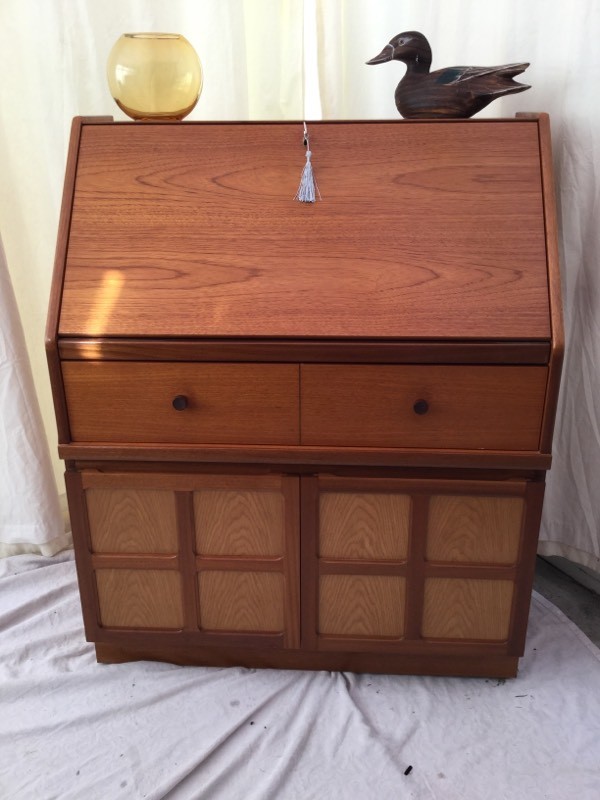TEAK Parker Knoll NATHAN writing bureau desk with original key 1960’s