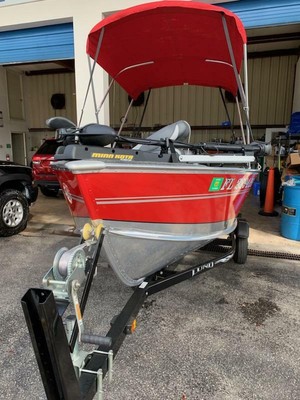 Lund Fury 1400, 3-seat, all Aluminum Fishing BOAT w/ 25H.P. Merc.4-Stroke. Mint!
