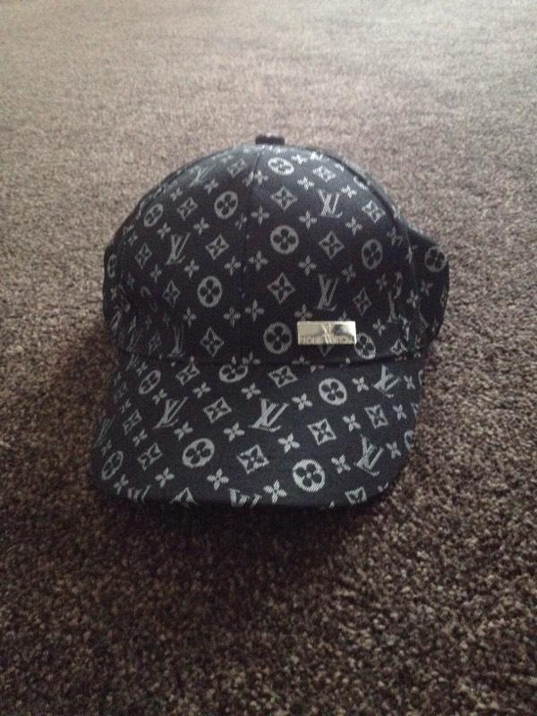 Louis Vuitton Bucket Hat Roblox Identification IUCN Water