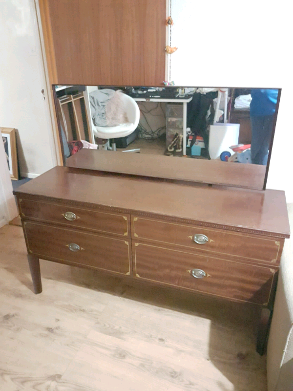 Vintage Makeup Vanity Dresser Console Table With Mirror In