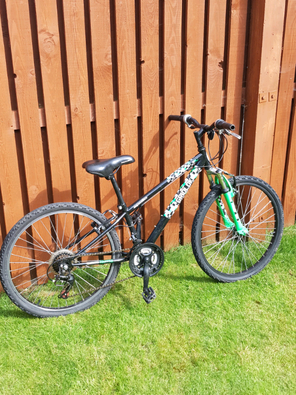 halfords apollo gridlock bike