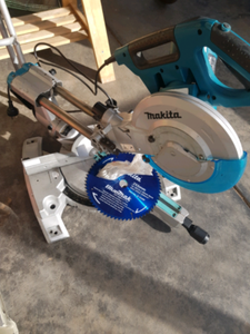 Makita LS1018L Radial Arm Mitre Drop Saw | Power Tools | Gumtree