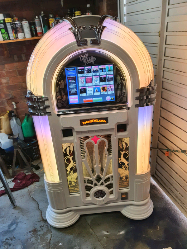 Sound and leisure manhattan digital nostalgia jukebox in Lytham St