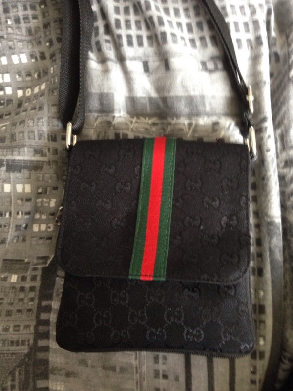gucci pouch bag man