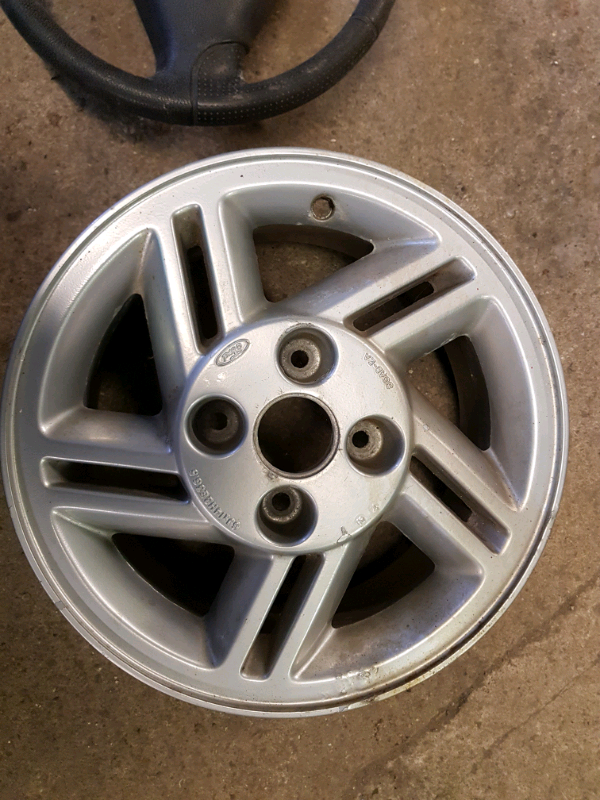 Ford escort dog leg alloy wheel in Winterbourne, Bristol Gumtree