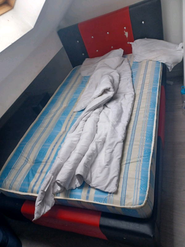 Small Double/3 Quarter Bed in Oldham, Manchester Gumtree