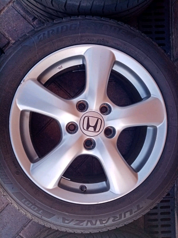 Honda Civic Alloy Wheels 16" with 4 good tyres in Dinnington, South