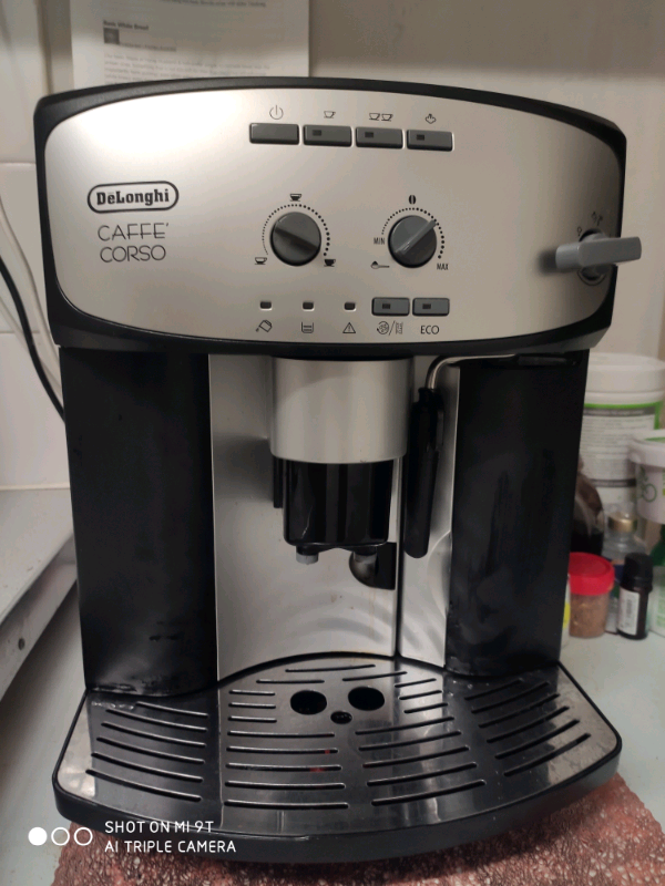 Delonghi Caffe Corso Bean to Cup Espresso Coffee Machine in Southgate