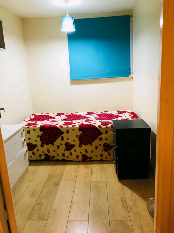 To Rent Single Room At Stratford In Stratford London Gumtree