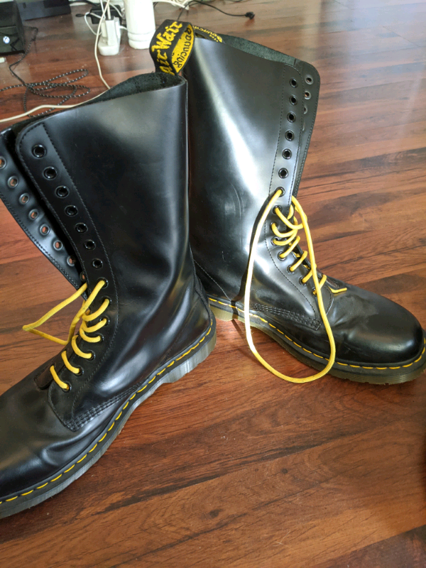 where can i get cheap doc martens