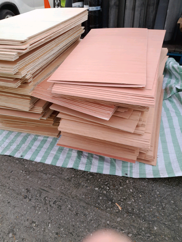 Plywood offcuts 1220mm x 610mm x 2.5 to 3mm in Mansfield