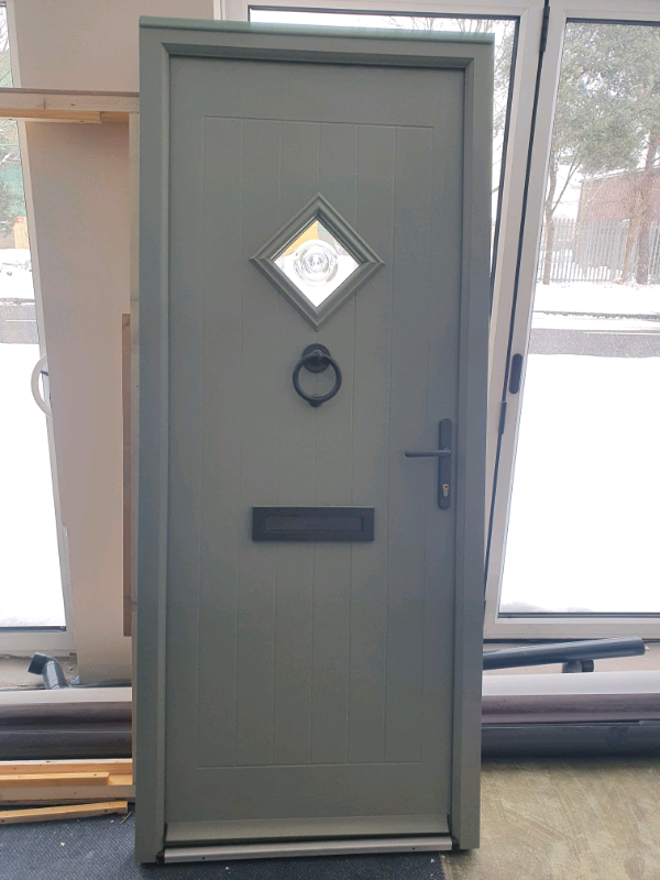 Chartwell Green composite door with bullring knocker in Perth, Perth