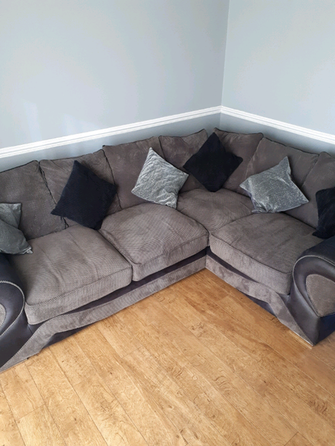 Corner sofa | in Port Talbot, Neath Port Talbot | Gumtree Corner sofa | in Port Talbot, Neath Port Talbot | Gumtree