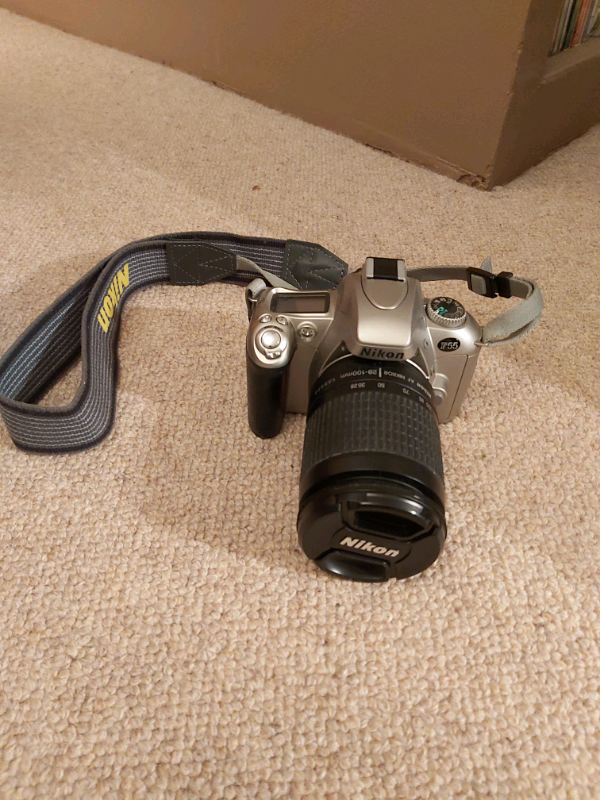 Nikon F55 35mm Film SLR Camera + Nikon 28100mm F/3.55.6G Zoom Lens