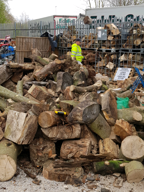 Ready to burn logs in Liverpool, Merseyside Gumtree