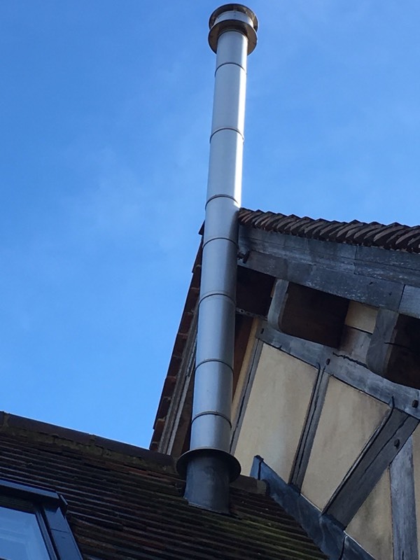 Twin Wall Flue (insulated for internal or external mounting) in