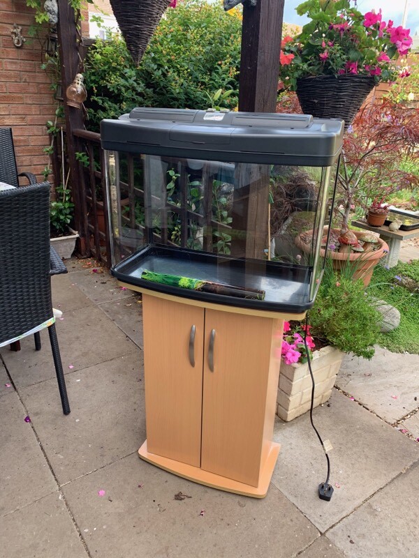 64 litre glass fish tank with in Evesham, Worcestershire Gumtree
