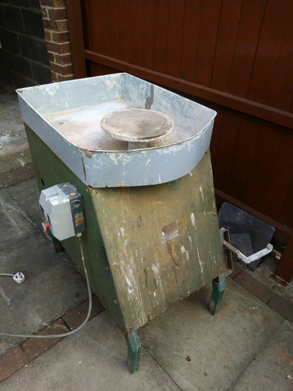 Electric potters wheel in CarltoninLindrick, Nottinghamshire Gumtree