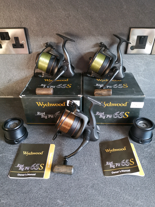 Wychwood riot 65s reels carp fishing tackle in NewcastleunderLyme