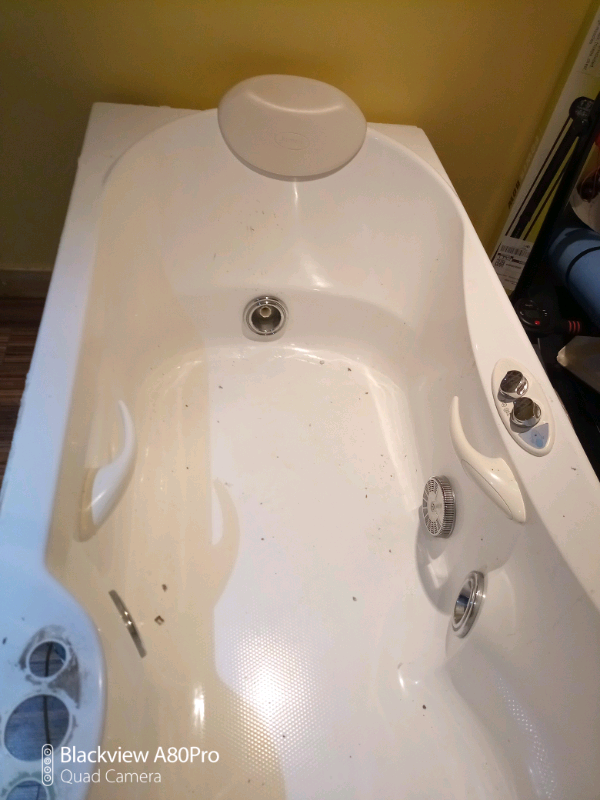 Working Jacuzzi bath in Corstorphine, Edinburgh Gumtree