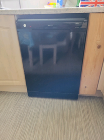 Dishwasher - Black - Beko DSFN1530B 