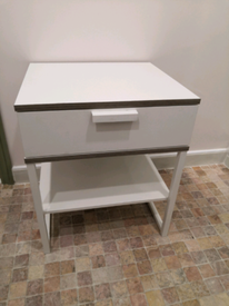 Ikea Bedside Table White Gumtree