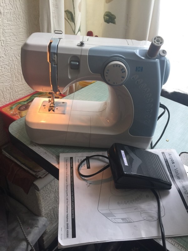 ARGOS value sewing machine excel condition with manual foot pedal