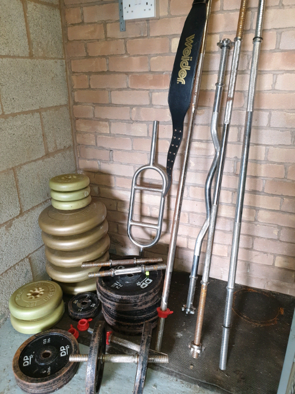 Over 150kg Free weights, bars, bench, multiframe in Chellaston
