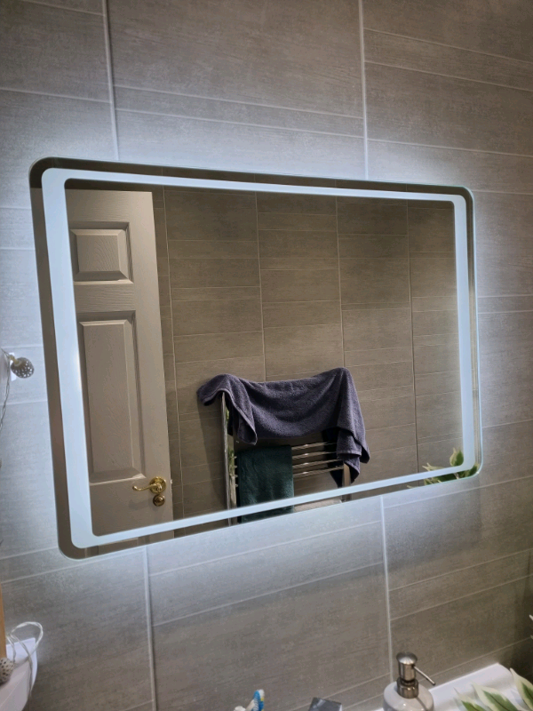 Gumtree Bathroom Mirror Everything Bathroom