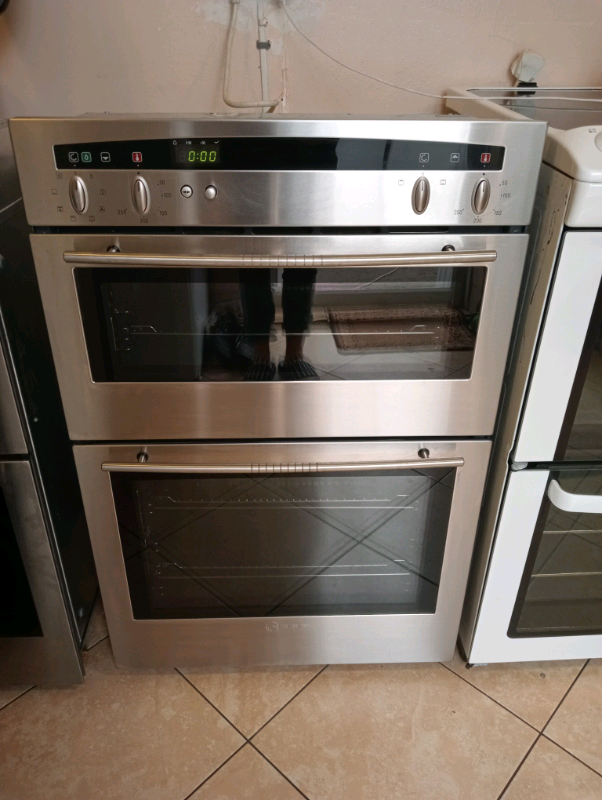 Neff double electric oven builtin, Multifunction in Dagenham, London