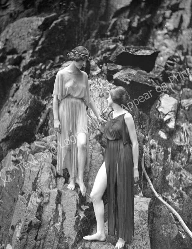 1921 Dancer Misses Tonetti at Sneding's Landing Old Photo 8.5" x 11" Reprint