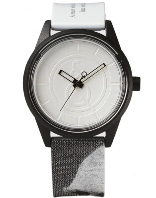 Q&Q Smile Solar Eco Friendly Watch Charles Darwin 5 Bar Water Resistant NEW