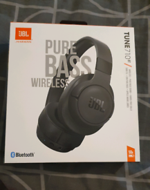 JBL 710bt wireless headphones 