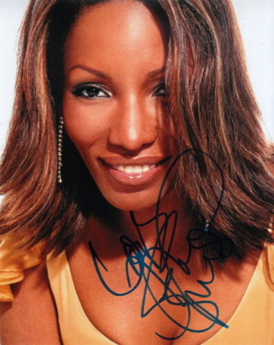 STEPHANIE MILLS.. I Never Knew Love Like This Before Singer - SIGNED