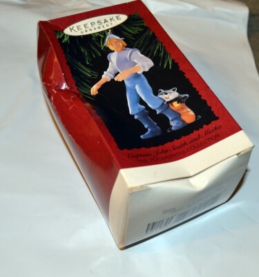 HALLMARK KEEPSAKE ORNAMENT ~ CAPTAIN JOHN SMITH and MEEKO ~ 1995 *NRFB