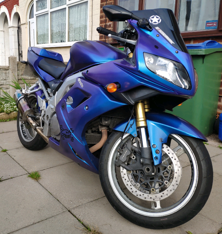 Suzuki sv650s пластик