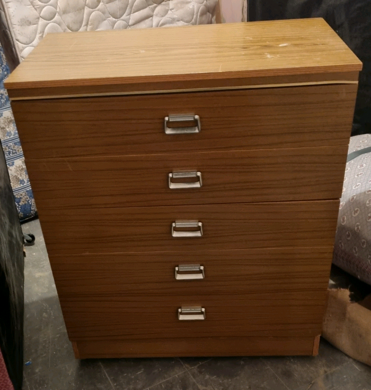 free-chest-of-drawers-in-hull-east-yorkshire-gumtree